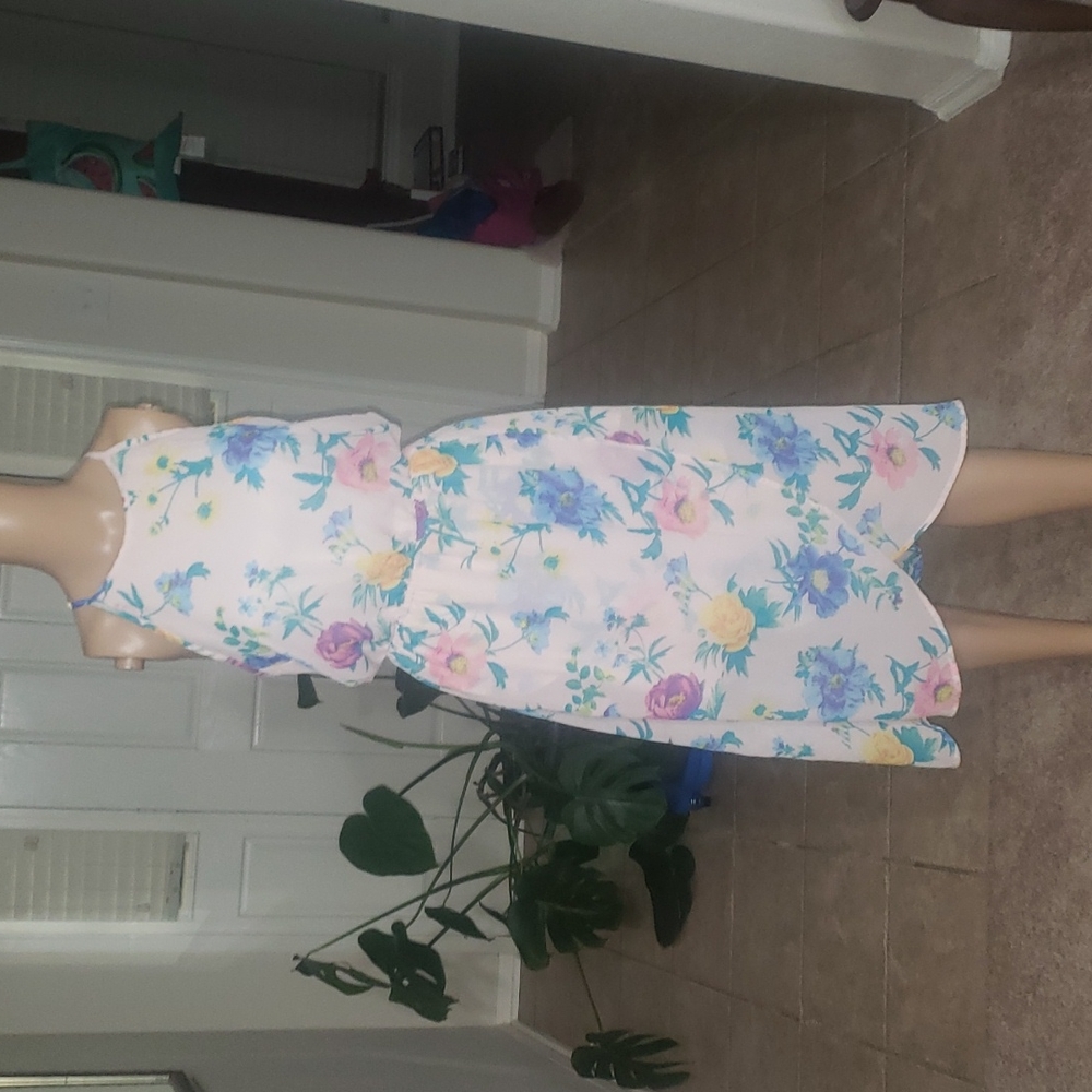 Mimi Chica m floral chiffon petal hem peekaboo leg adjustable racerback feminine